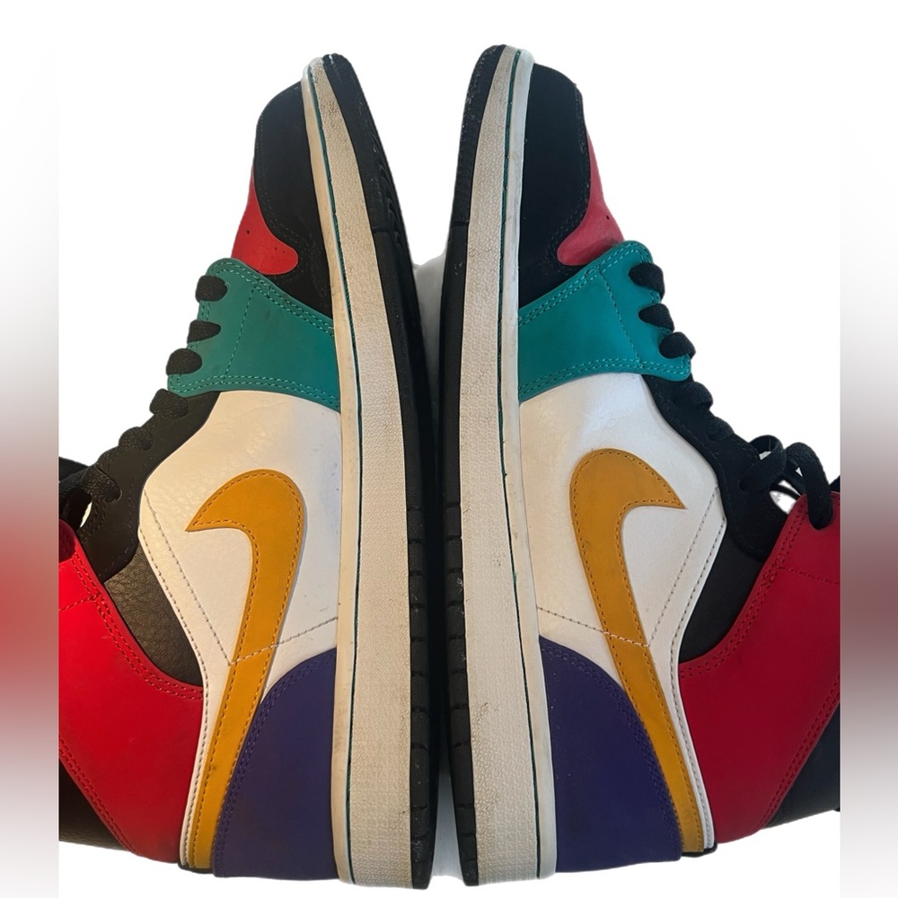 Nike Jordan 1 Mid Retro Bred Multicolor size 9 1/2